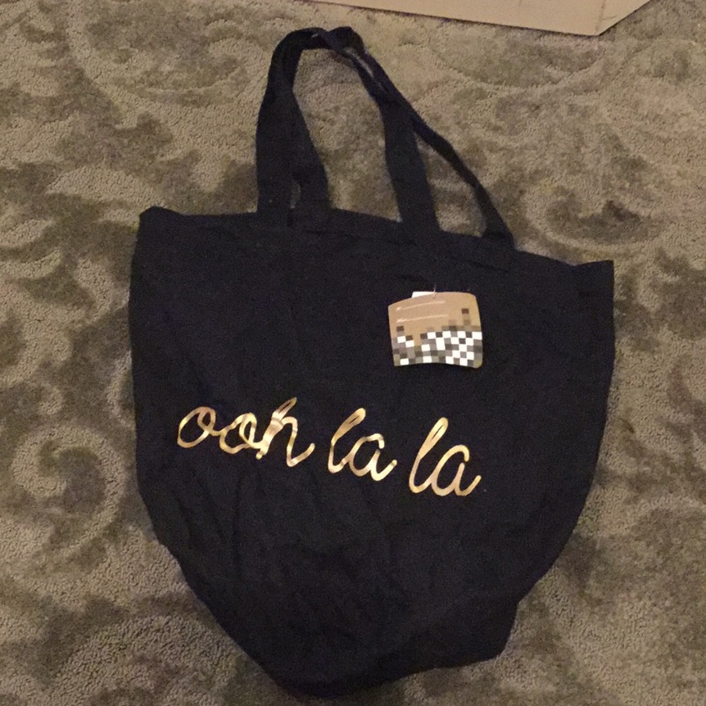 Tote bag